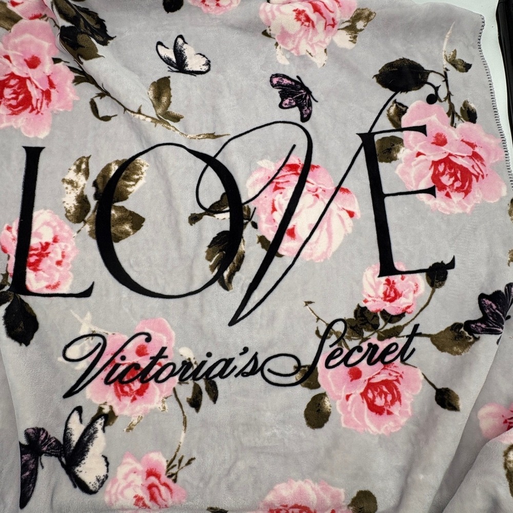 Victoria's Secret Love Floral Rose Butterfly Sherpa Fleece Throw Blanket 50x60